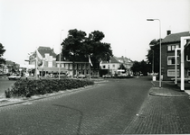 9399 FD001604 De Brink rechts gezien naar de Rhijnvis Feithlaan, naar de Thomas à Kempisstraat., 00-00-1986 - 00-00-0000
