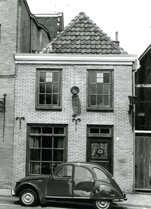 9637 FD010643 Ossenmarkt 7, noordzijde., 1972
