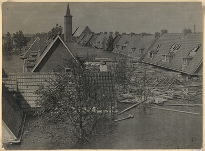 24493 FD004842_0069 Fotoalbum met opnamen van oorlogsschade in Nederland, met onder andere beelden van Zwolle, 1940 - 1945