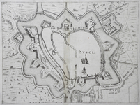 781-KD000318 Suuol Plattegrond van de binnenstad van Zwolle, met landerijen en huizen rondom. en meer detaillering, met ...