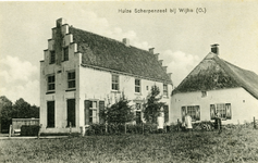 1631 PBKR6114 Het huis werd voor het eerst genoemd in 1457. Boerderij 'Groot Scherpenzeel' is in de 18e eeuw gebouwd. ...