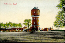 1715 PBKR3854 Turfmarkt ca. 1928-1930 (na de afbraak van de houten noodwoningen 1926-1927) met de watertoren (gebouwd ...