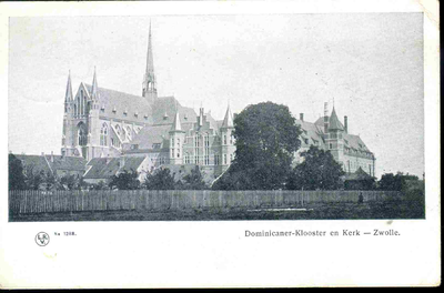 3614 PBKR0153 Dominicanenklooster en kerk (voltooid 1901-1902), gezien vanaf het nog onvoltooide Assendorperplein ...