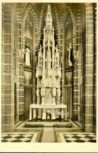 3830 PBKR0189 Assendorperstraat: interieur Dominicanenkerk, ca. 1925-1930: Sacramentsaltaar., 1925-00-00