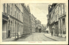 3845 PBKR0742 Gezicht in de Diezerstraat met links de gebouwen van het Provinciehuis Diezerstraat 80, ca.1912. Een ...