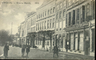4341 PBKR1414 Grote Markt (noordzijde) overgaand in de Melkmarkt, ca. 1913. Van rechts naar links: Grote Markt 9 ...