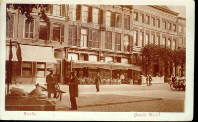 4343 PBKR1416 Grote Markt, ca. 1935. Grote Markt 12-13 lunchroom, restaurant P. Beenen in 1917 begonnen. In 1922 is het ...