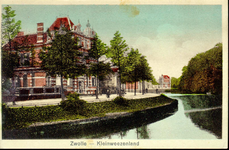 4672 PBKR0347 Klein Wezenland, ca. 1920 (vanaf 1933 burgemeester van Roijensingel), met op nr 18 het woonhuis van de ...