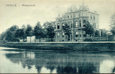4822 PBKR0353 Klein Weezenland, ca. 1910.(vanaf 1933 Burgemeester van Roijensingel) met nr. 18: woonhuis familie Van ...