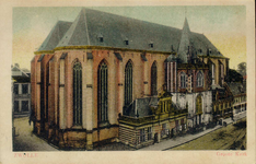 5079 PBKR1538 Grote Markt 18, 20, Grote Kerk met Hoodfwacht en portaal, ca. 1920. Links de Korte Ademhalingssteeg., ...
