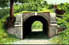 5236 PBKR1017 Oude kruittunnel of poterne, de doorgang in de voormalige vestingwerken aan de IJssel, ca. 1908. Na 1828 ...