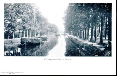 5427 PBKR1063 Gezicht op de Nieuwe Vecht en de Vechtbrug (ophaalbrug tot 1928) lopend van Vechtstraat naar ...
