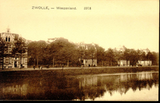 5541 PBKR0495 Klein Wezenland, vanaf 1933 Burgemeester van Roijensingel. Geheel links nr 7, midden nr. 6, rechts nr 5 ...
