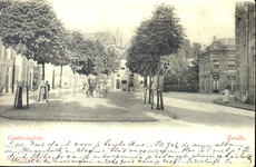 5592 PBKR1084 Het Gasthuisplein, ca. 1900.Geheel rechts sigarenmagazijn R. Zweers., 1892-00-00