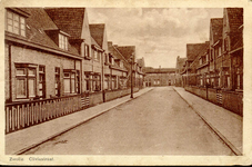 5731 PBKR0542 De Cliviastraat vanuit de Assendorperstraat richting Groeneweg, ca. 1927. De straat werd aangelegd in ...