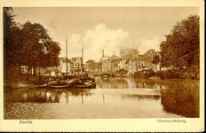 6143 PBKR0608 Diezerpoortenbrug (draaibrug 1870-1939) gezien in de richting van de Thorbeckegracht, ca. 1920. De ...
