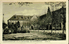 6342 PBKR0090 Assendorperplein (voltooid 1907) uit het zuiden. De school links op de foto is in 1919 gebouwd. ...
