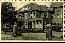 6397 PBKR1219 Het R.K. ziekenhuis aan de Blekerstraat. Deze vleugel uit 1930 was aangebouwd aan het oude gedeelte uit ...