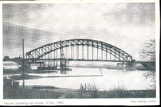652 PBKR4235 De IJsselbrug, 15 januari 1930. De eerste IJsselbrug te Zwolle is officieël geopend op 15 januari 1930 ...