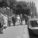 4579 Bezoek van H.M. Koningin Juliana aan de Kop van Overijssel., 01-07-1953