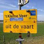 235 Veerpont 't Kleine Veer tussen Zwolle en Hattem uit de vaart wegens corona, 24-04-2020