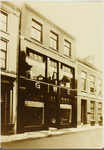 184 De gemeentewinkel (GWE). In 1931 installeerde de gemeente hier een showroom op het gebied van huishoudelijk gebruik ...