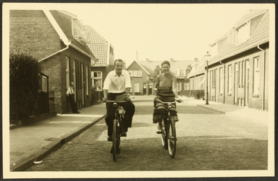 345 Oriënteringstocht per fiets ter ere van 100 jaar Gasfabriek., 01-10-1958 - 31-10-1958
