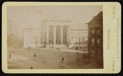 1821 -12 Amsterdam, de beurs van Zocher (afgebroken 1903). Noordzijde van de Dam., 01-01-1860 - 01-01-1870