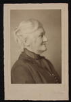 3666 -60 Portret van Da (Hillegonda) Birnie - Van Delden (13-02-1864 - ?), gemaakt in het atelier van fotograaf Resing ...