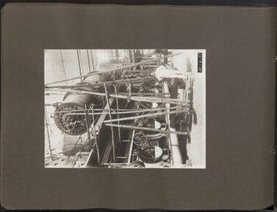 5091 -0046 De suikerrmoleninstallatie in de vernieuwde suikerfabriek Pradjekan, 30-04-1927
