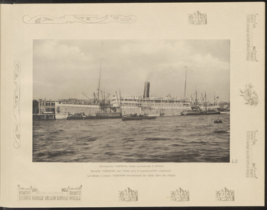 5100 -0068 In de Rotterdamse haven wordt tabak overgeladen van het stoomschip Tabanan in lichters, 1900 - 1909