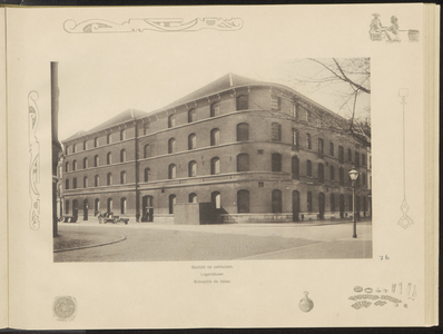 5100 -0076 Gezicht op de tabakspakhuizen van de firma A. van Hoboken & Co, 1900 - 1909
