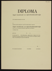 1012 Deventer - Diploma Nijverheidsschool voor MeisjesDiploma (onbeschreven) zoals dat werd uitgegeven aan leerlingen ...