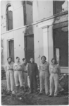 1609 Het op 6 februari 1945 uitgebrandde Grote en Voorster Gasthuis met groep Technische Noodhulp., 1945-01-01