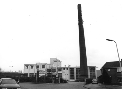 5799 Gebouwd 1956 voor Coöperatieve Condensfabriek Gelderland - Overijssel (arch. G. Feenstra en G. Garsen, Arnhem). ...