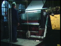 81 -FILM Ankersmit, film over opbouw machines bij het wasdrukbedrijf Deventer Wax Beheer in Haaksbergen. Machinefabriek ...