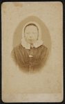 102 -15 Portret van een vrouw., 1868-01-01