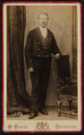102 -37 Portret van een man., 1870-01-01