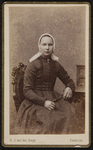 102 -41 Portret van een vrouw., 1877-01-01