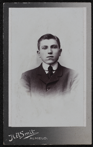 108 -27 Portret van een man., 1889-01-01