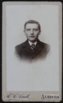 108 -31 Portret van een man., 1889-01-01