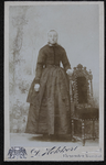 108 -50 Portret van een vrouw., 1890-01-01