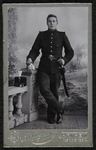 109 -20 Portret van een man, in militair tenue., 1900-01-01