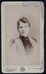 109 -22 Portret van een vrouw., 1870-01-01