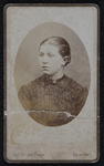 109 -5 Portret van een vrouw., 1877-01-01