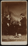43 -118 Portret van twee heren die aan het schaken zijn., 1868-01-01