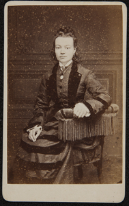 43 -49 Portret van vrouw., 1868-01-01