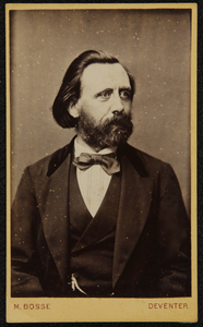 43 -58 Portret van man met baard., 1870-01-01