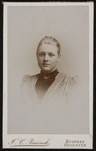 43 -61 Portret van vrouw., 1893-01-01