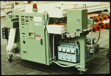 2505 Elektrostatische invetmachine voor gelakt aluminium plaatmateriaal, 1985-01-01